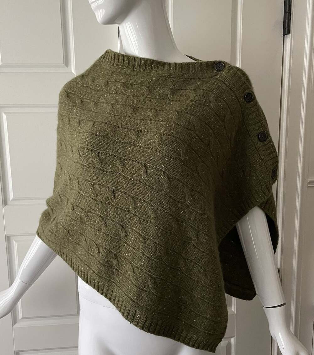 Vince 100% Cashmere Cable Knit Poncho Shawl Cape Sweater Olive Green One Size